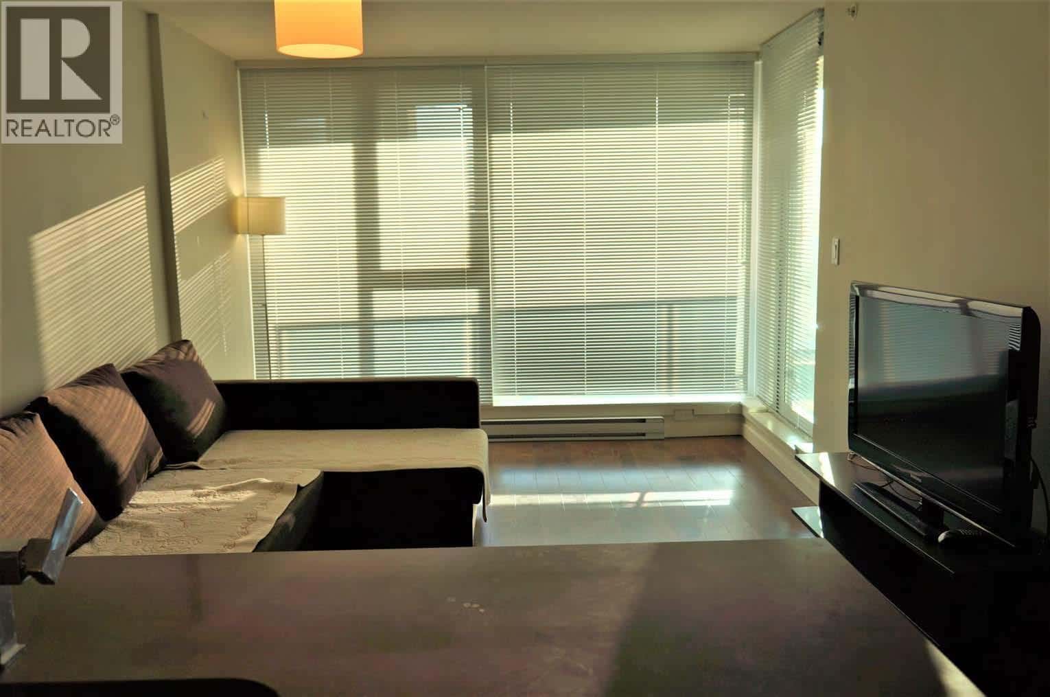 705 7117 ELMBRIDGE WAY — Richmond - Photo 5 of 11