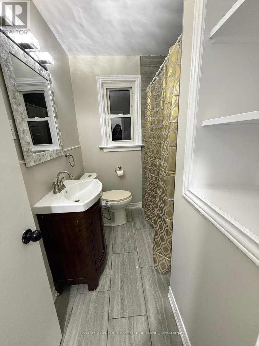 6300 CORWIN CRESCENT — Niagara Falls (Dorchester) - Main photo