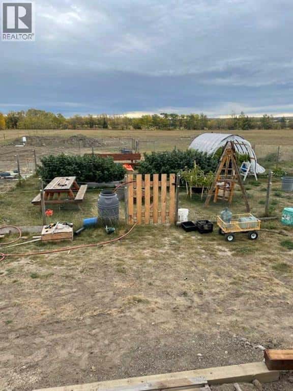 122040 Township Road 734 — Hythe, Alberta - Photo 3 of 33