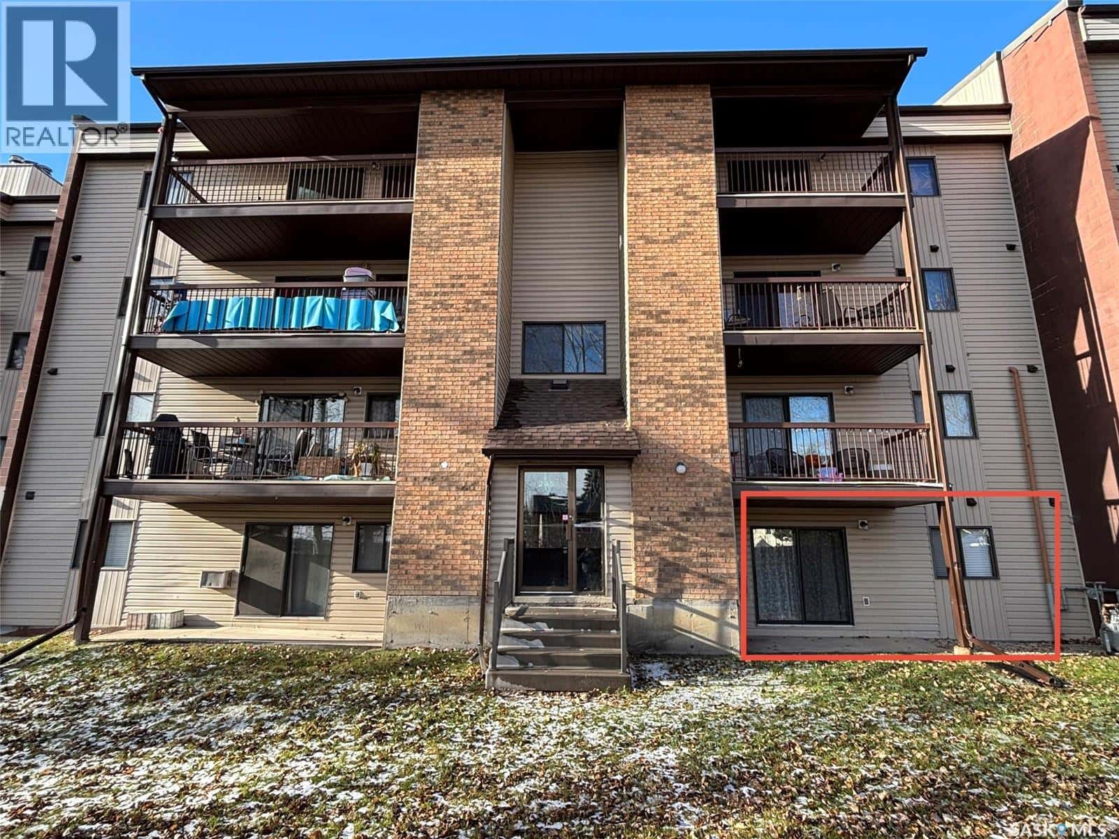 Saskatoon — Saskatoon - Photo 3 of 19