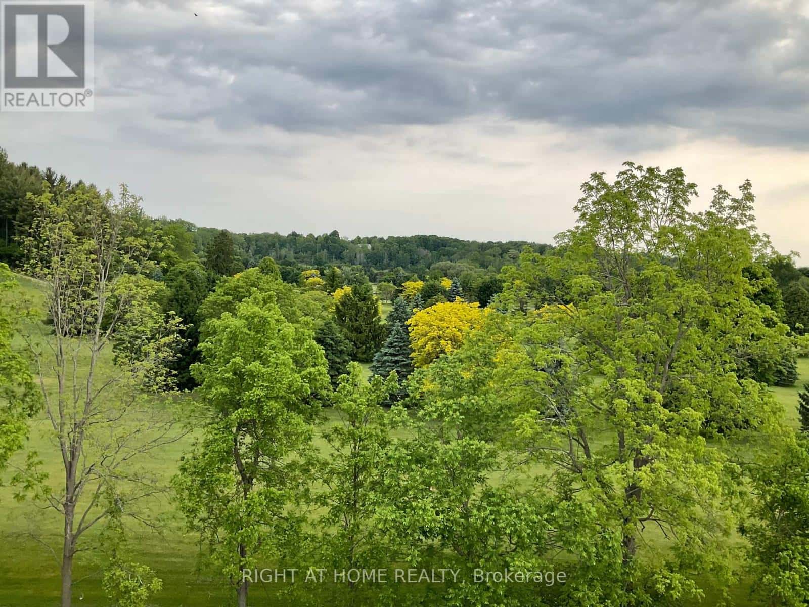 211 - 100 THE PROMENADE ROAD — Central Elgin, Ontario - Photo 2 of 41