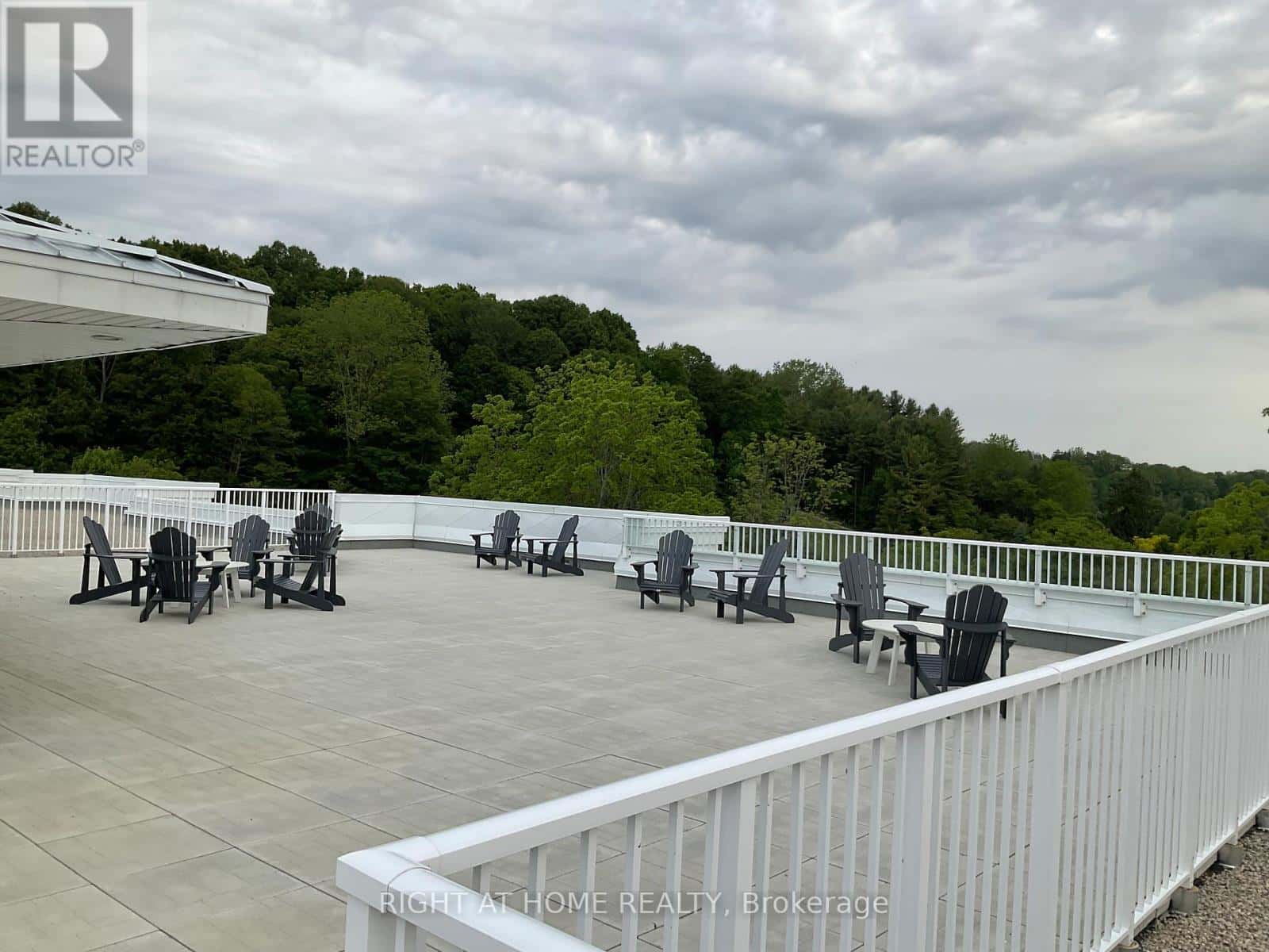 211 - 100 THE PROMENADE ROAD — Central Elgin, Ontario - Photo 3 of 41