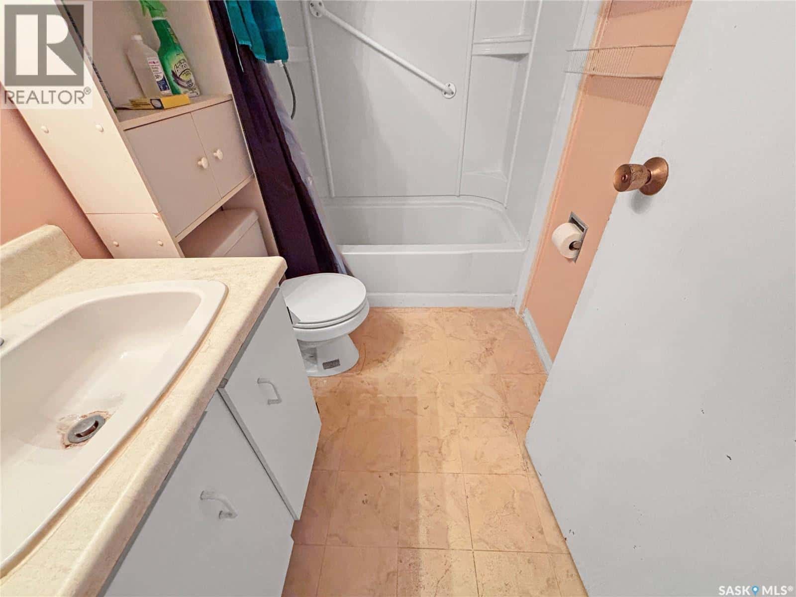 206 415 Tait COURT — Saskatoon, Saskatchewan - Photo 4 of 20