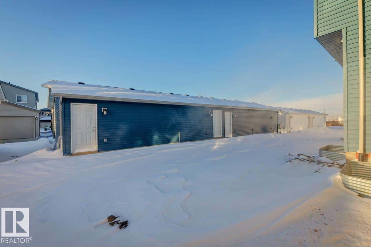 Edmonton — Edmonton - Photo 4 of 28