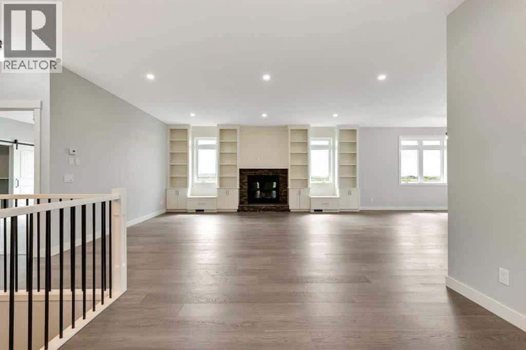 349062 Tamarack Drive E — Rural Foothills County, Alberta - Photo 4 of 48