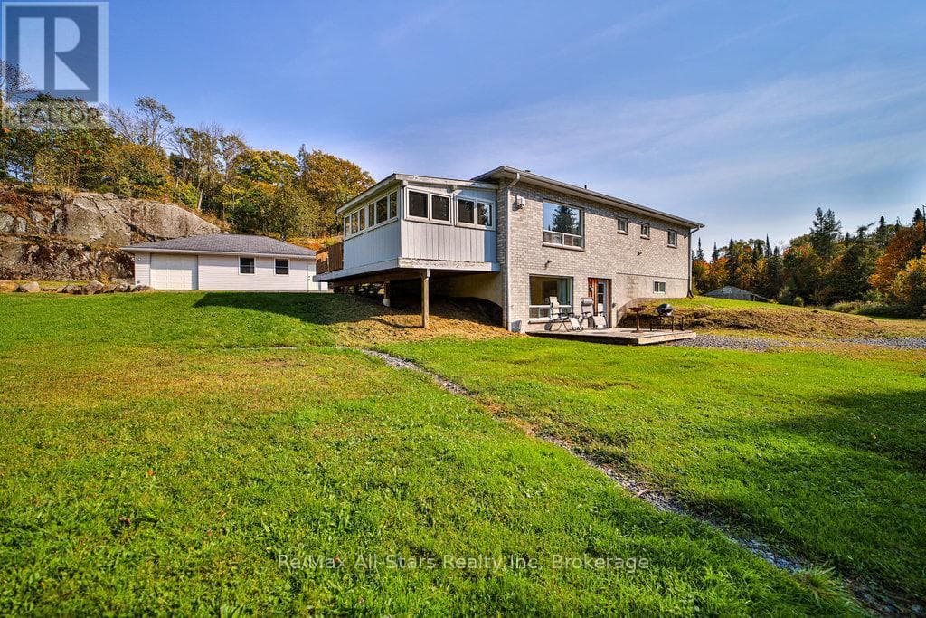 410 ETWELL ROAD — Huntsville (Stisted), Ontario - Main photo