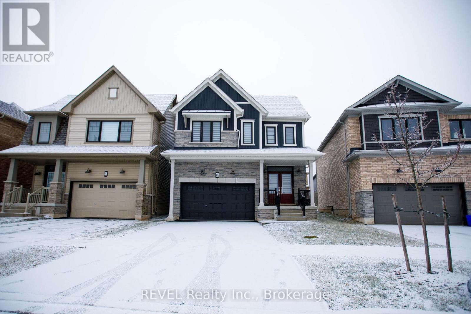 16 STERN DRIVE - Main photo, Welland (Dain City), Ontario