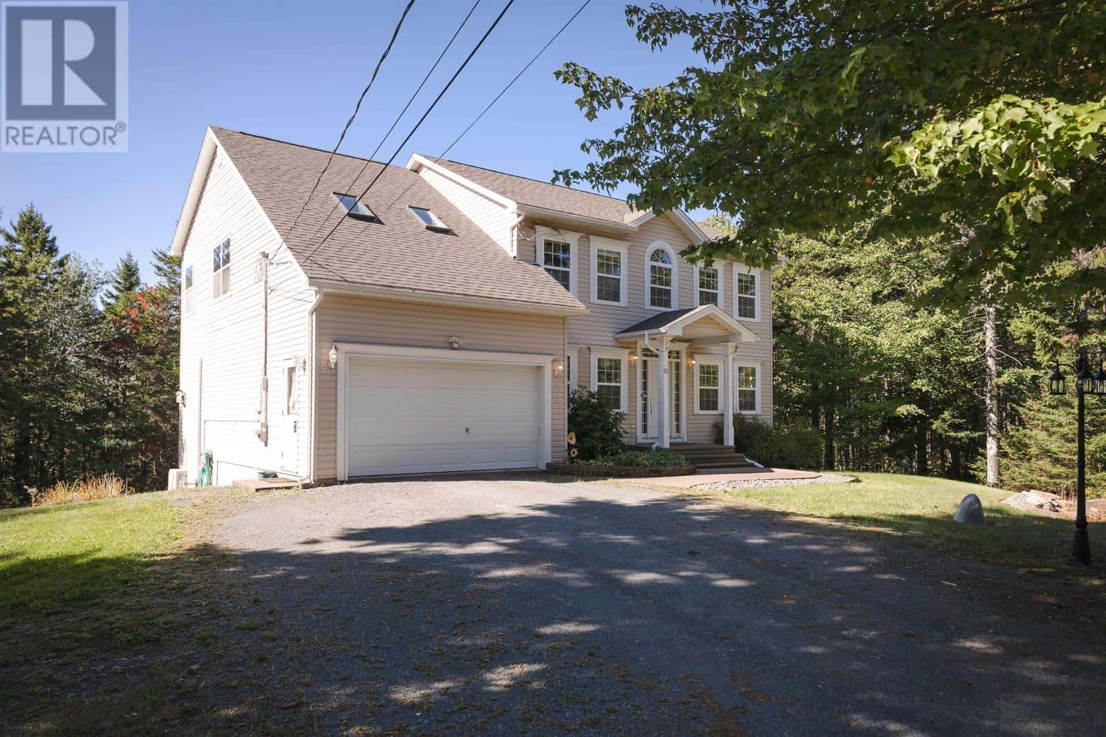 63 Diana Drive — Hammonds Plains, Nova Scotia - Photo 4 of 50