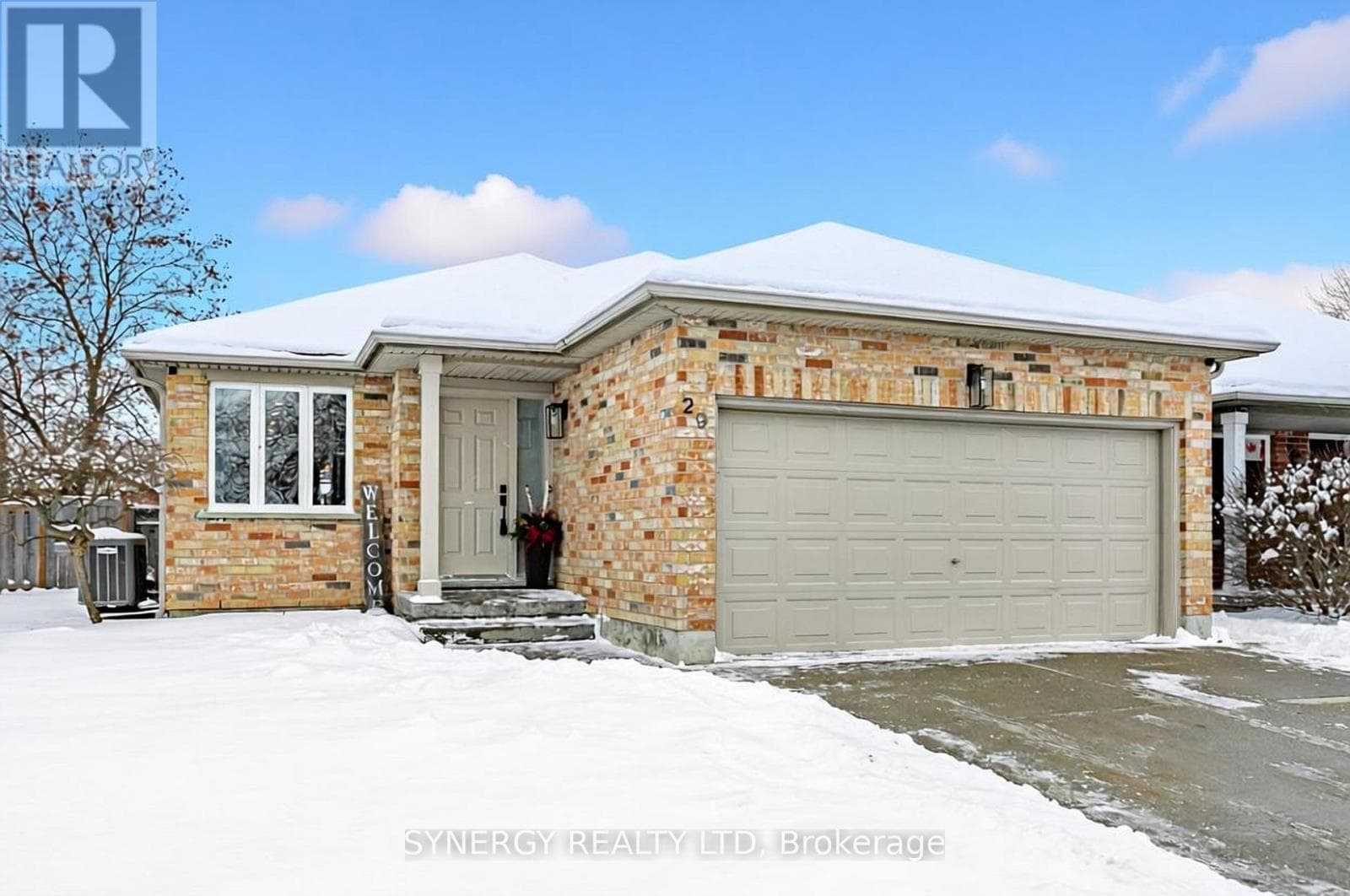 29 JUNIPER CRESCENT — Strathroy-Caradoc (SE), Ontario - Main photo