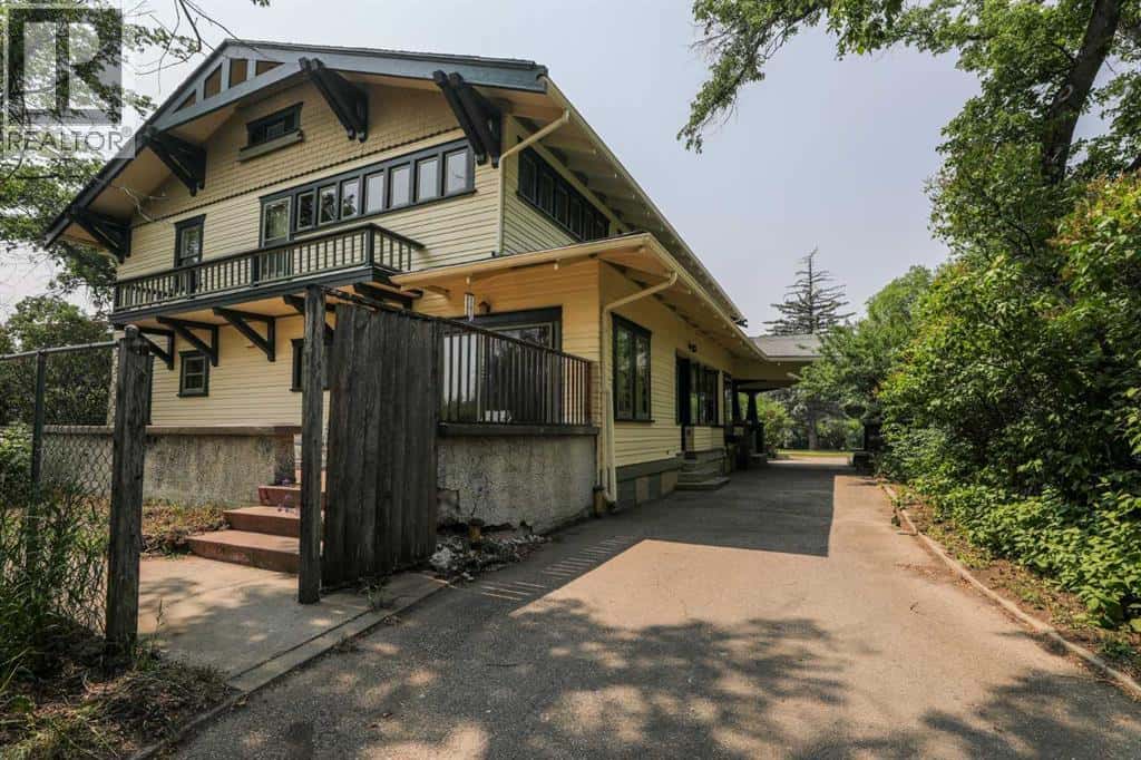 302 King Street — Nobleford, Alberta - Photo 4 of 50