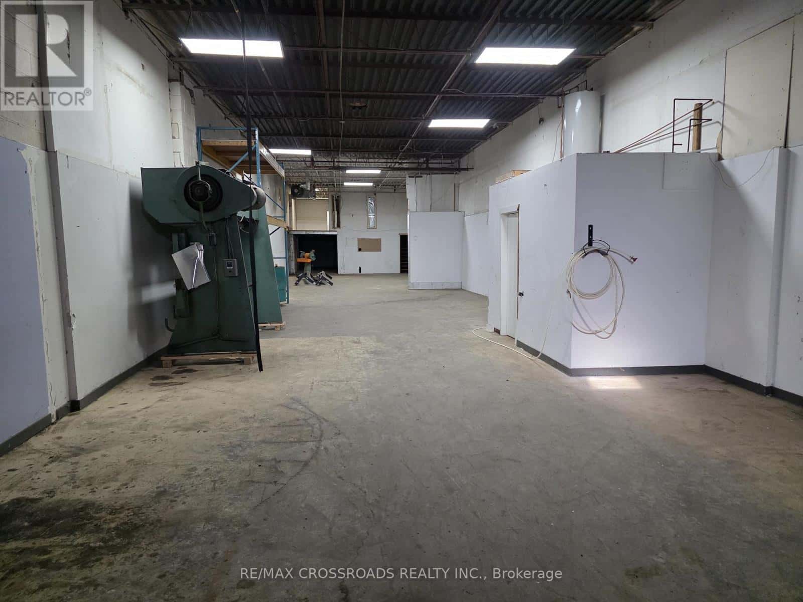 Toronto (Clairlea-Birchmount) — Toronto (Clairlea-Birchmount) - Photo 5 of 12