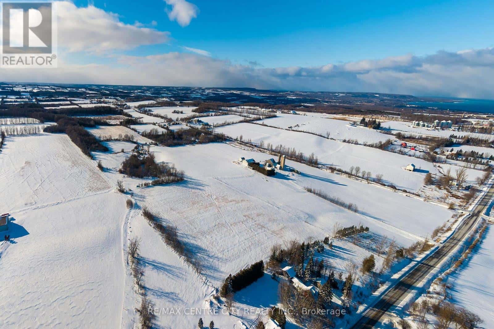 197166 GREY ROAD 7 — Meaford, Ontario - Photo 2 of 86
