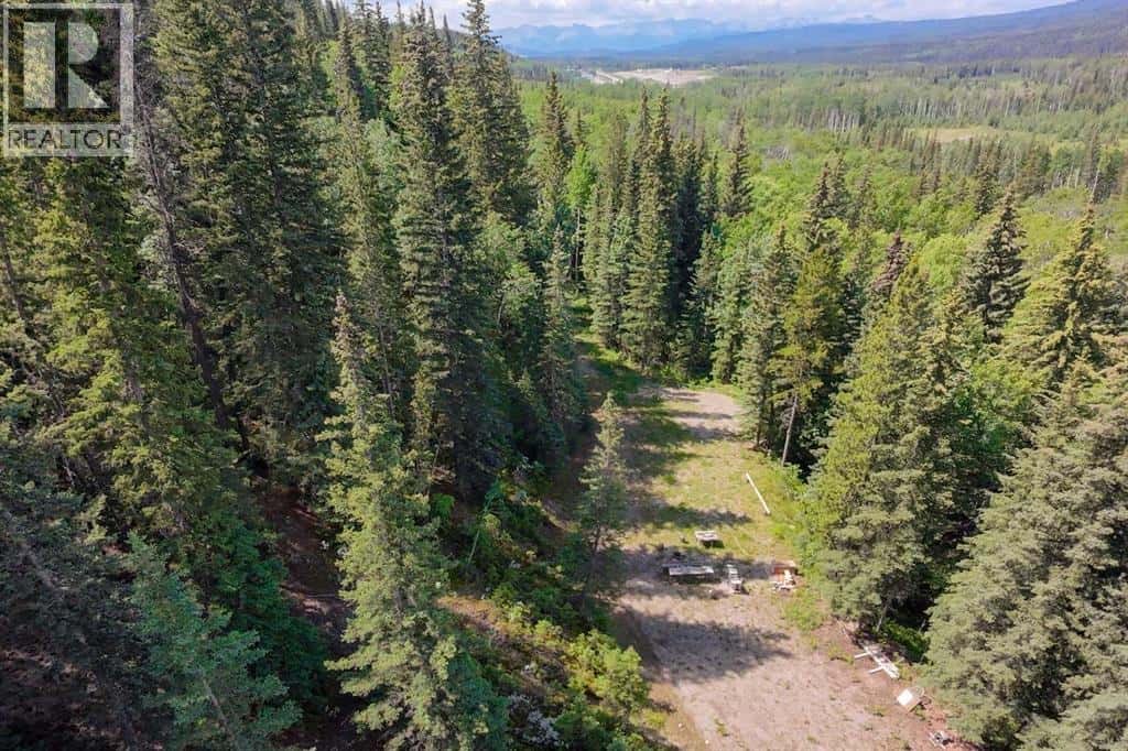 5-24-52-4 SE — Rural Yellowhead County, Alberta - Photo 4 of 21