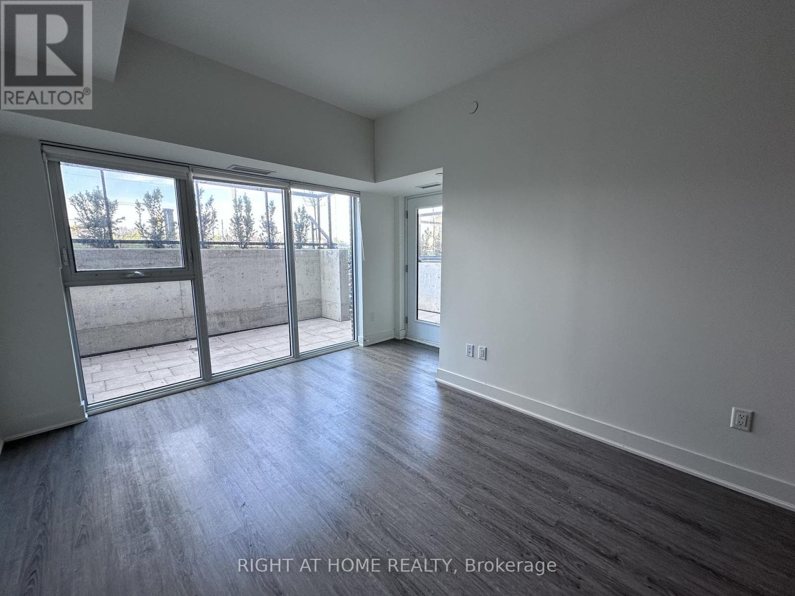 015 - 185 DEERFIELD ROAD — Newmarket (Central Newmarket), Ontario - Main photo