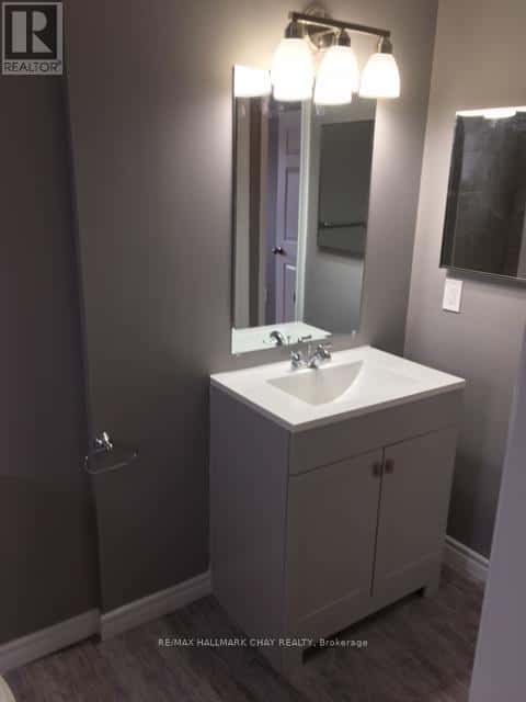 61 CORBETT DRIVE — Barrie (Grove East), Ontario - Photo 3 of 48