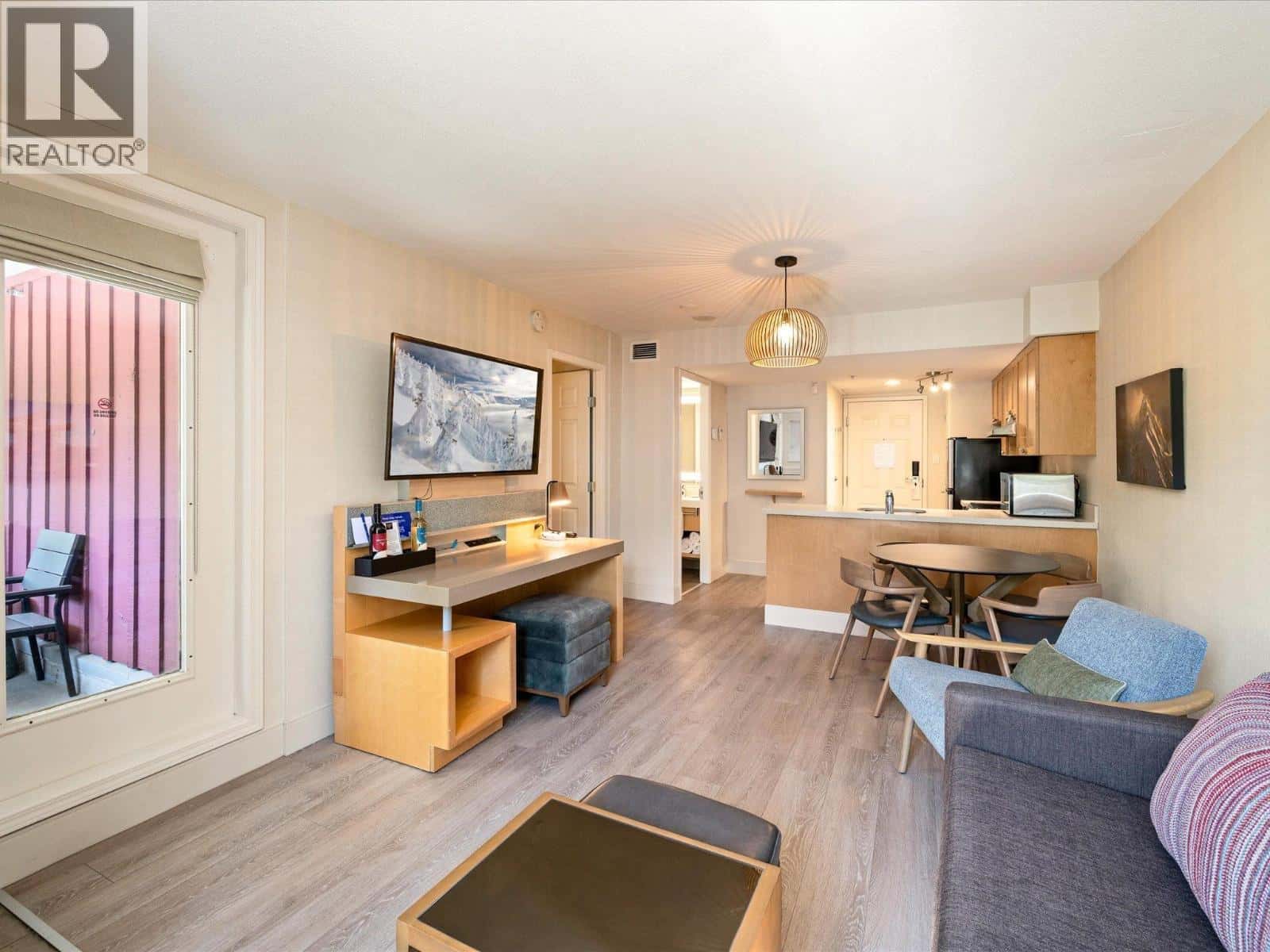 1339/41 4308 MAIN STREET — Whistler, British Columbia - Photo 5 of 31