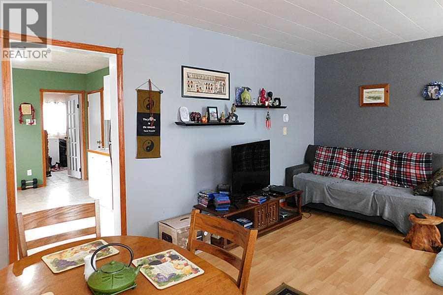 Claresholm — Claresholm - Photo 4 of 30