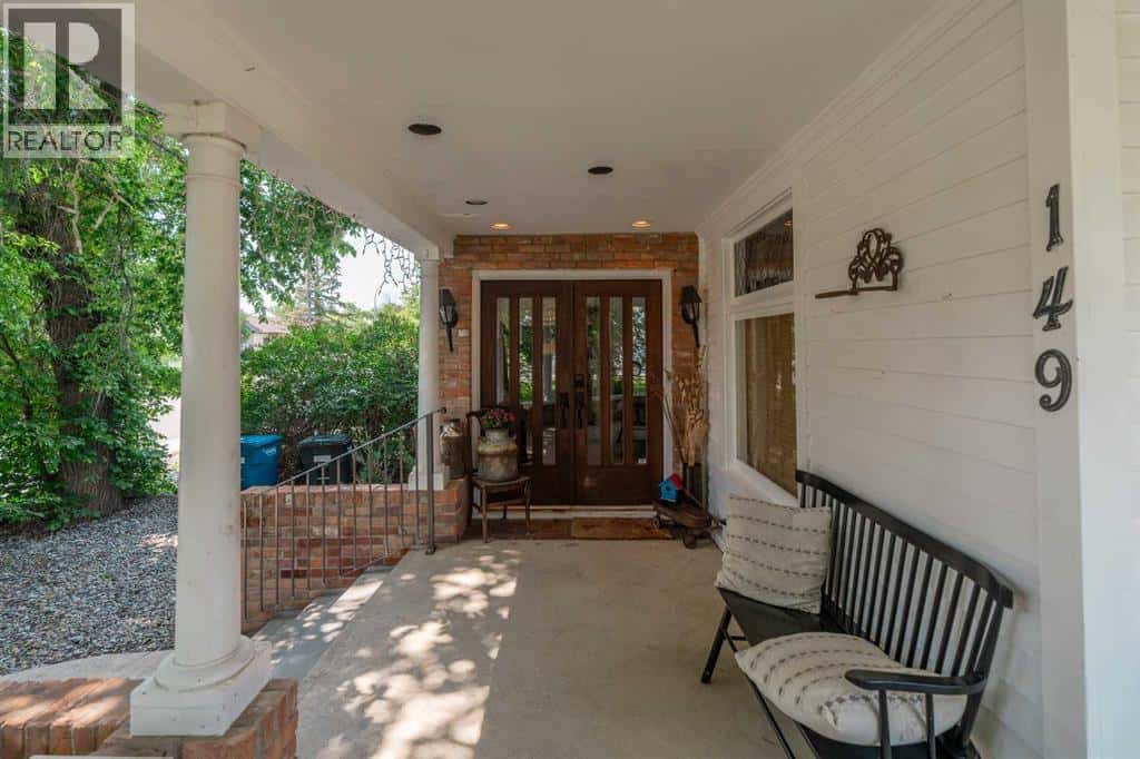 149 20 Street — Fort Macleod, Alberta - Photo 5 of 50