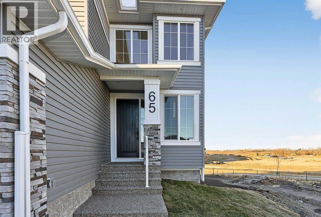 65 Lake Estate Circle — Strathmore, Alberta - Photo 2 of 48