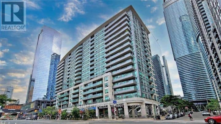 515 - 51 LOWER SIMCOE STREET - Photo 2 of 22, Toronto (Waterfront Communities), Ontario