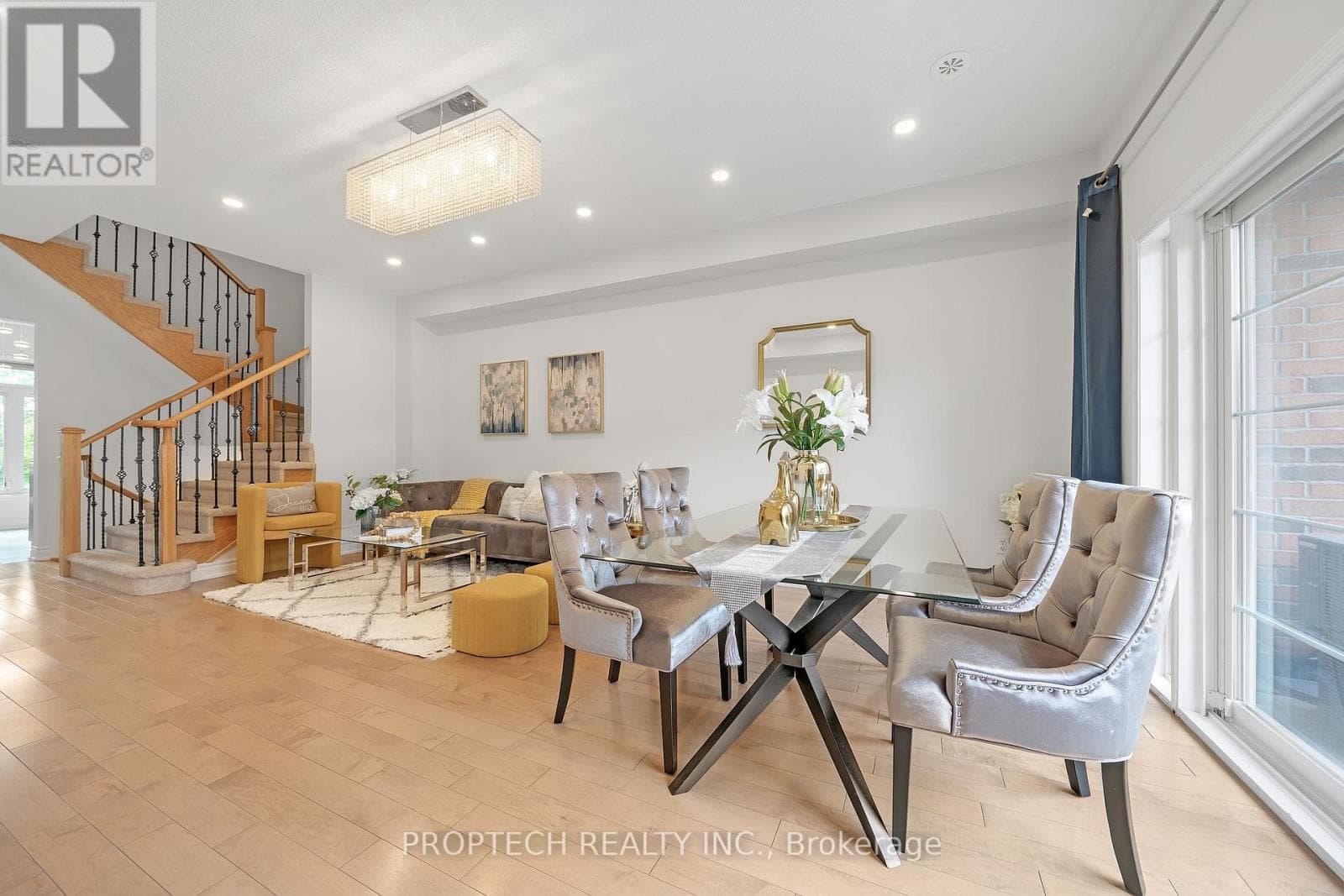 38 BEEHIVE LANE — Markham (Wismer) - Main photo