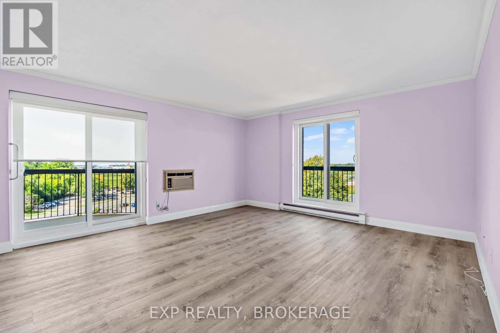 607 - 14 GREENVIEW DRIVE — Kingston (Central City West), Ontario - Photo 3 of 70