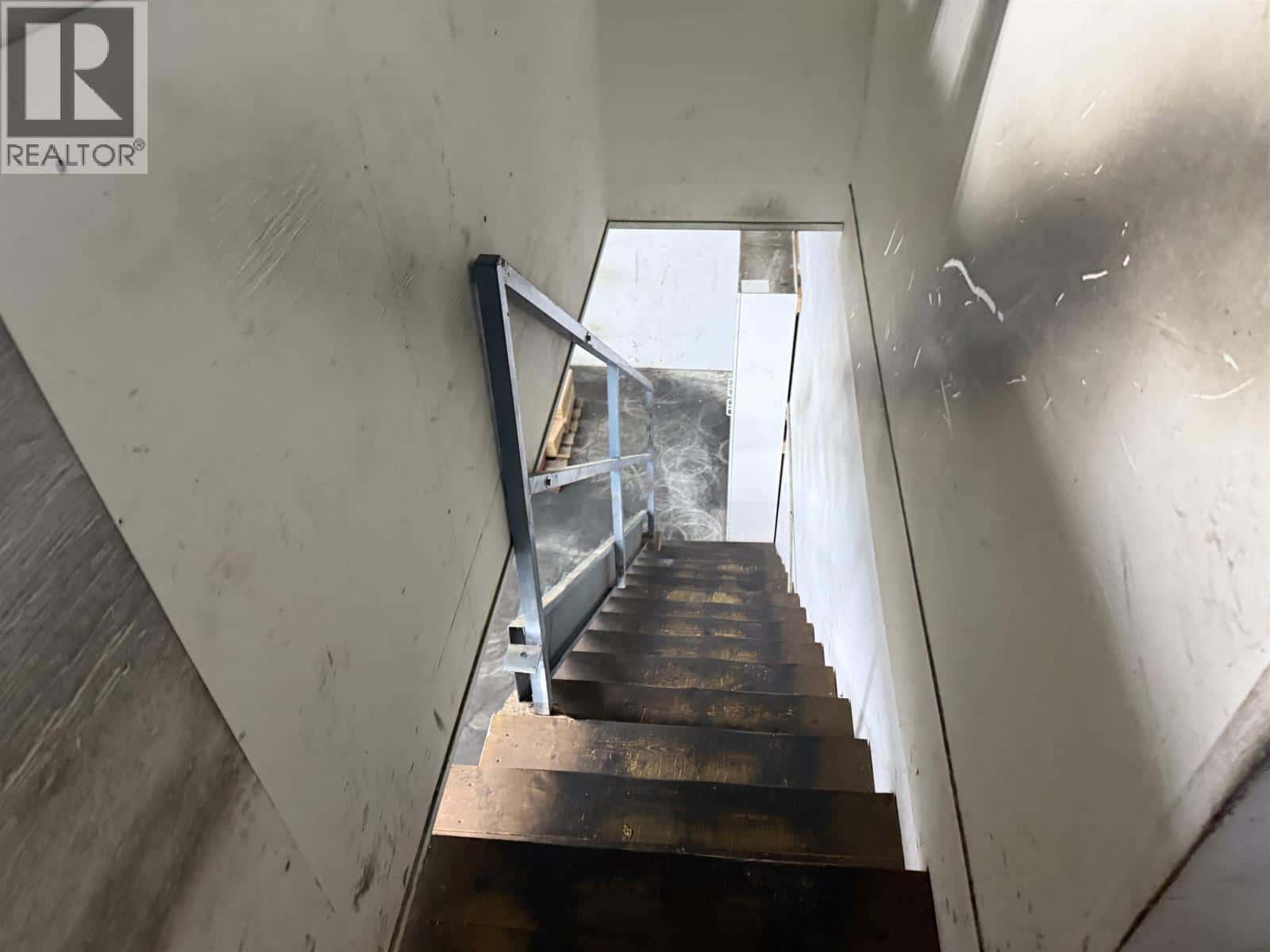 Burnaby — Burnaby - Photo 5 of 14