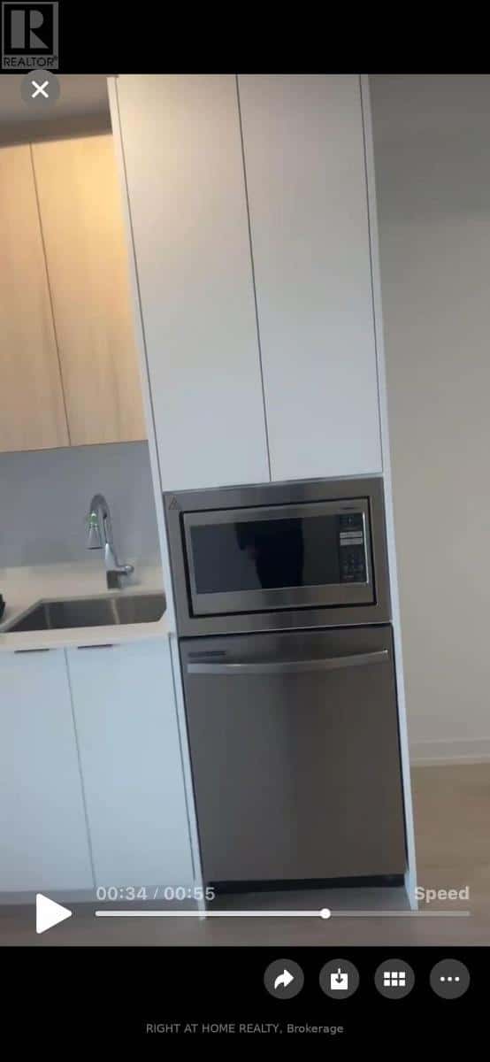 A327 - 9763 MARKHAM ROAD — Markham (Greensborough) - Photo 4 of 11