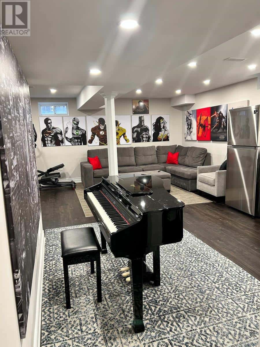 371 HINCKS DRIVE — Milton (CL Clarke), Ontario - Photo 5 of 35