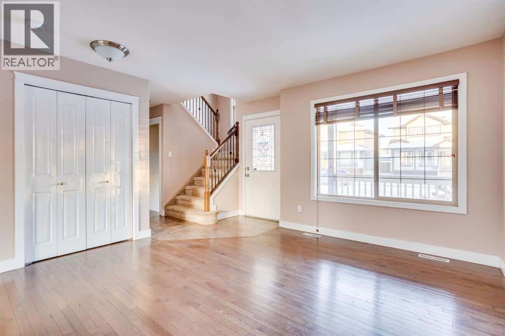 Fort McMurray — Fort McMurray - Photo 4 of 39