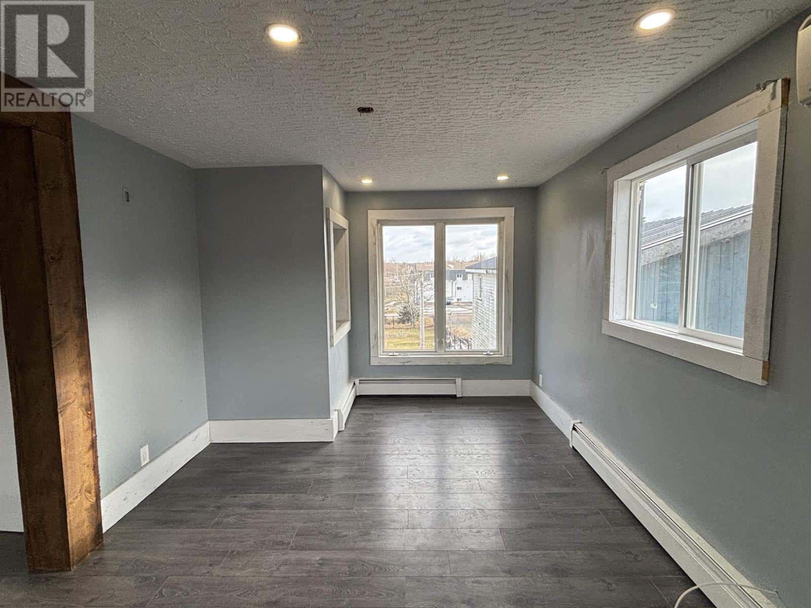 18 Princeton Court — Salmon River, Nova Scotia - Photo 5 of 90