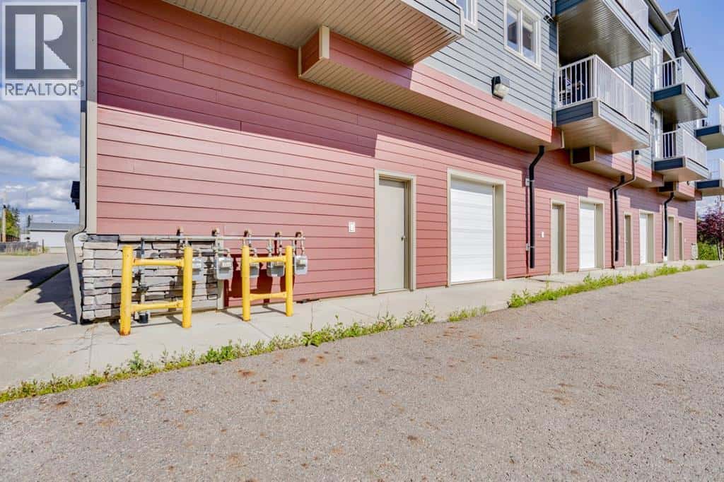 104, 234 Stony Mountain Road — Anzac, Alberta - Photo 3 of 11