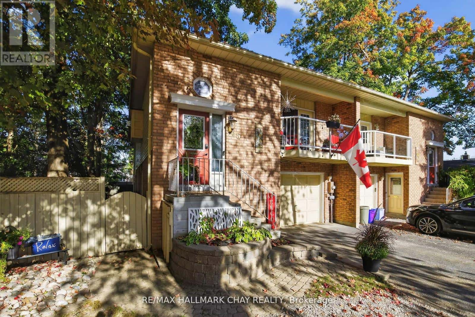 155 MAPLE AVENUE — Barrie (City Centre), Ontario - Photo 3 of 50