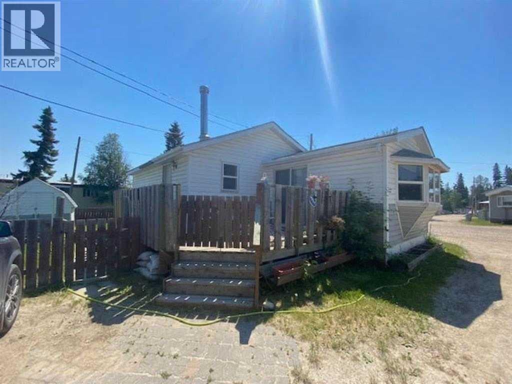 15, 810 56 Street — Edson, Alberta - Main photo