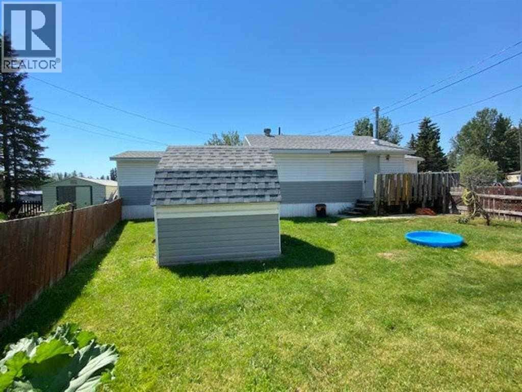 15, 810 56 Street — Edson, Alberta - Photo 5 of 64