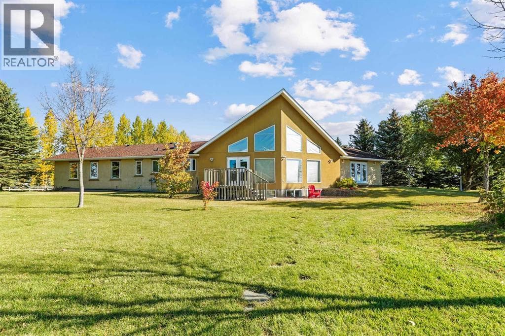 75061 Range Road 205 — Rural Lethbridge County, Alberta - Main photo