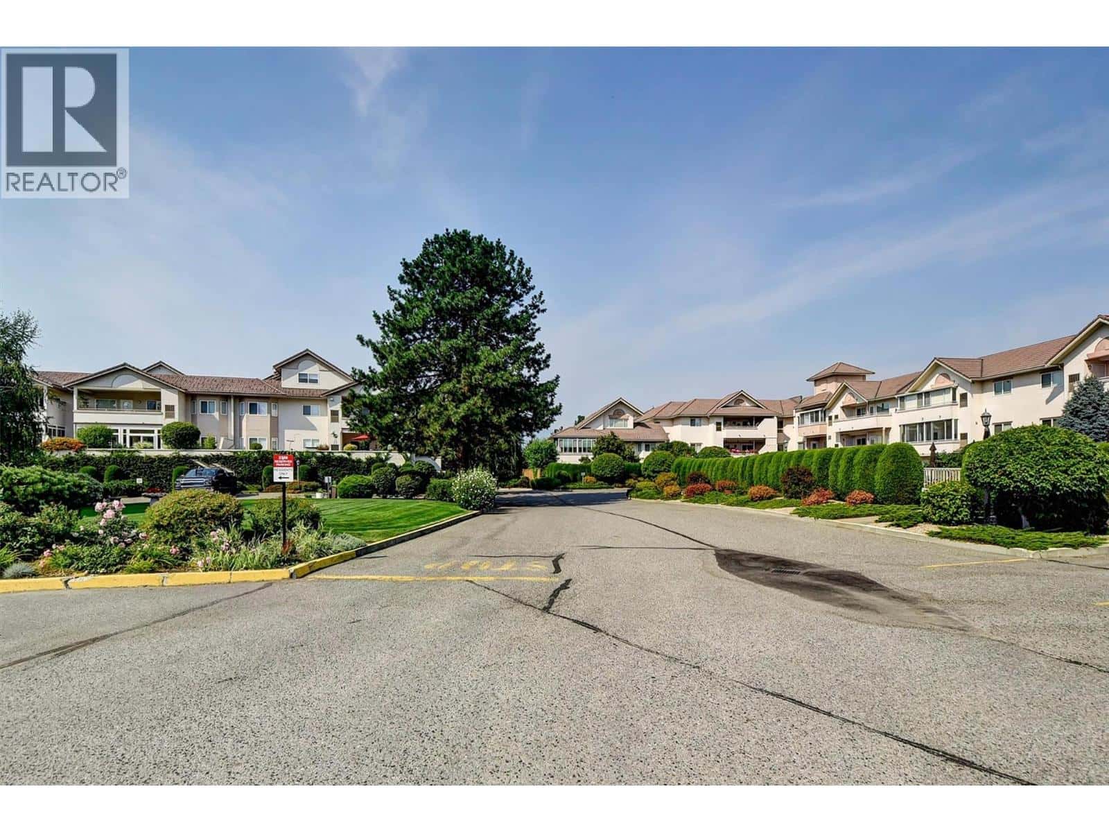 2300 Benvoulin Road Unit# 202 — Kelowna, British Columbia - Photo 4 of 56