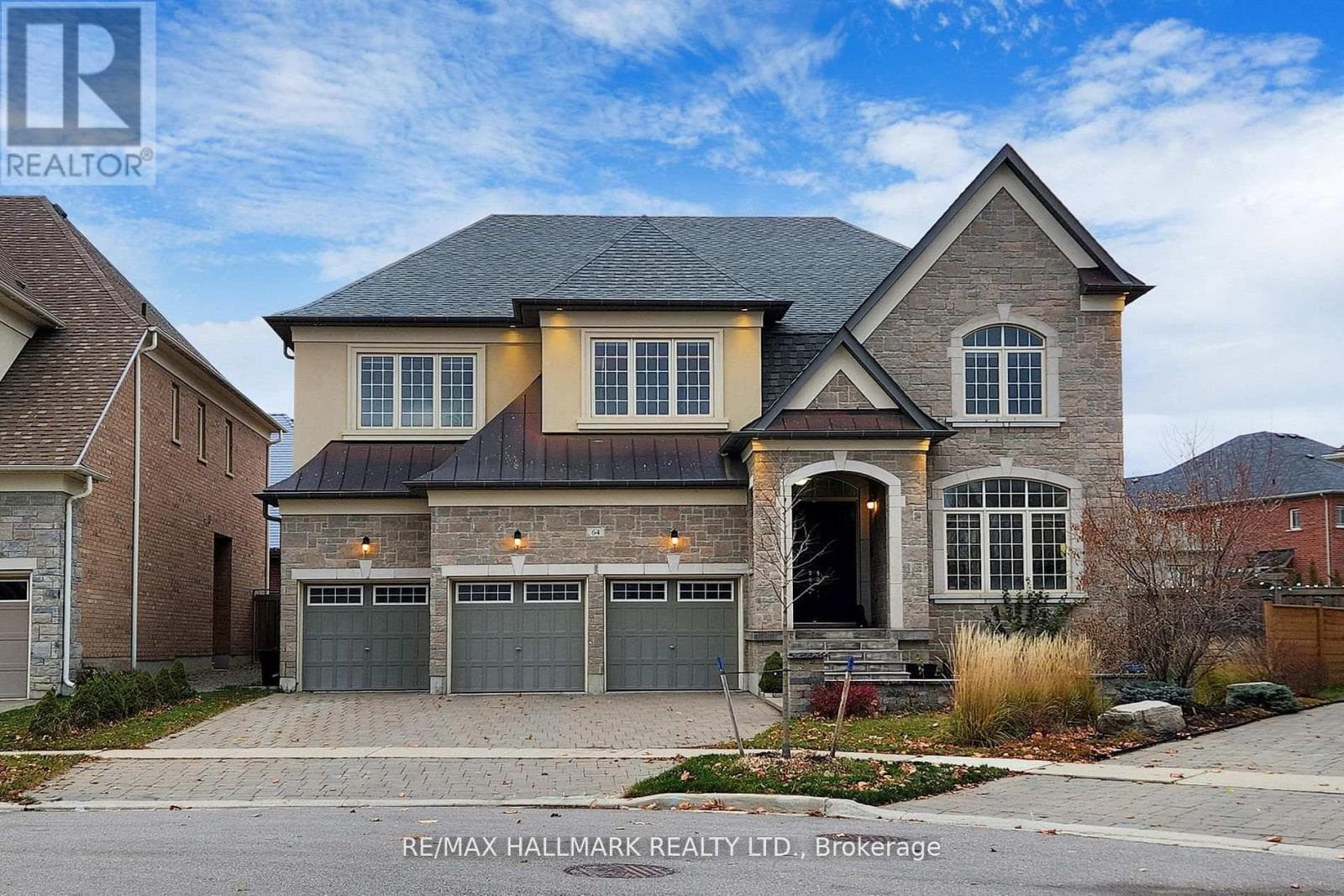 64 CHESNEY CRESCENT — Vaughan (Kleinburg), Ontario - Main photo