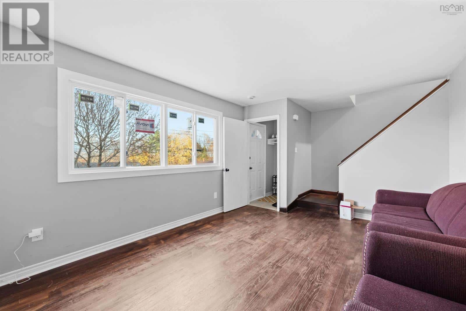 112 School Street — Kentville, Nova Scotia - Photo 5 of 100