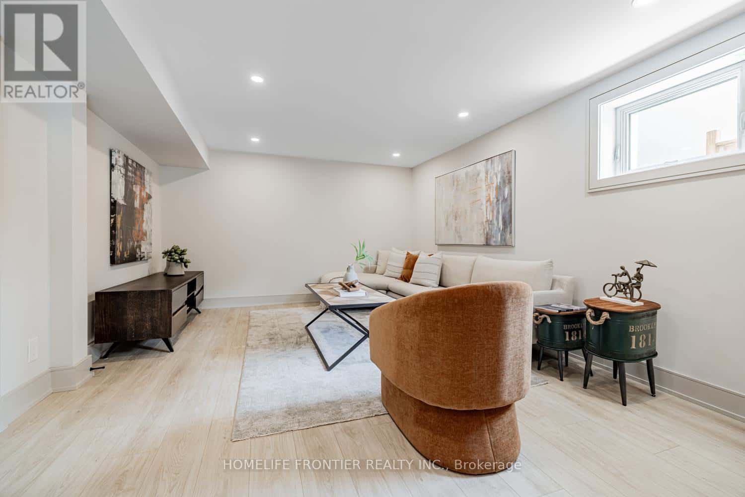 Markham (Royal Orchard) — Markham (Royal Orchard) - Photo 4 of 15