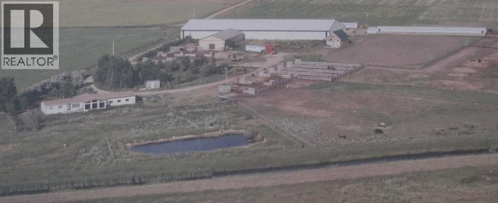 242044A Range Road 224 — Rural Wheatland County, Alberta - Main photo