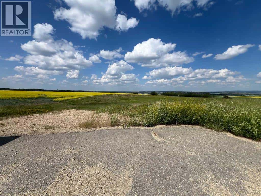SW-28-71-10-6, 6.65 acre parcel - Lot 1 off — Rural Grande Prairie No. 1, County of, Alberta - Photo 3 of 4