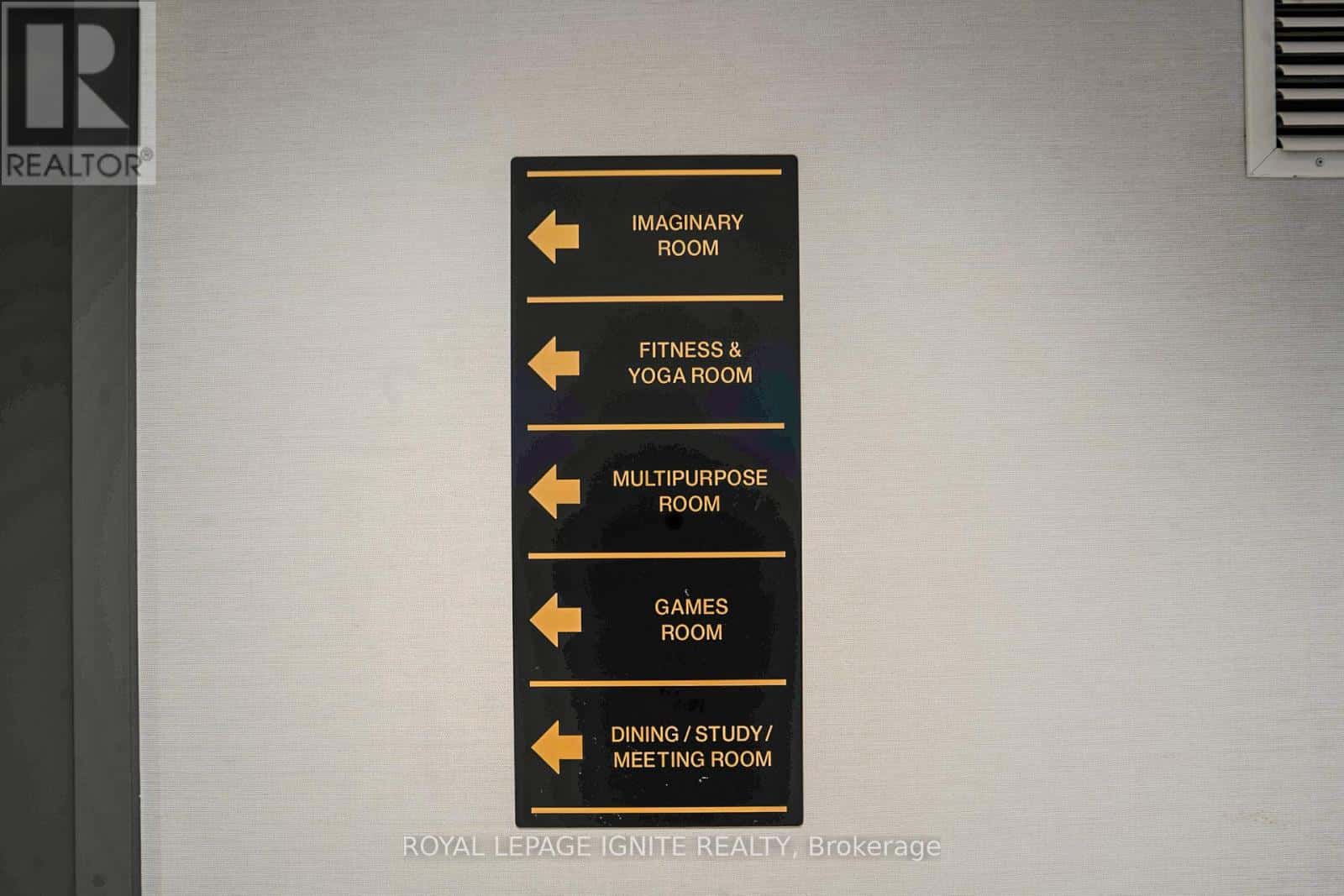 519 - 1010 DUNDAS STREET E — Whitby (Taunton North), Ontario - Photo 5 of 28