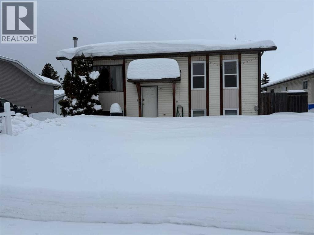1004 12 Street — Slave Lake, Alberta - Main photo