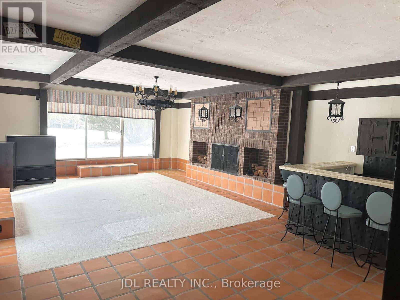 Markham (Bayview Fairway-Bayview Country Club Estates) — Markham (Bayview Fairway-Bayview Country Club Estates) - Photo 2 of 29