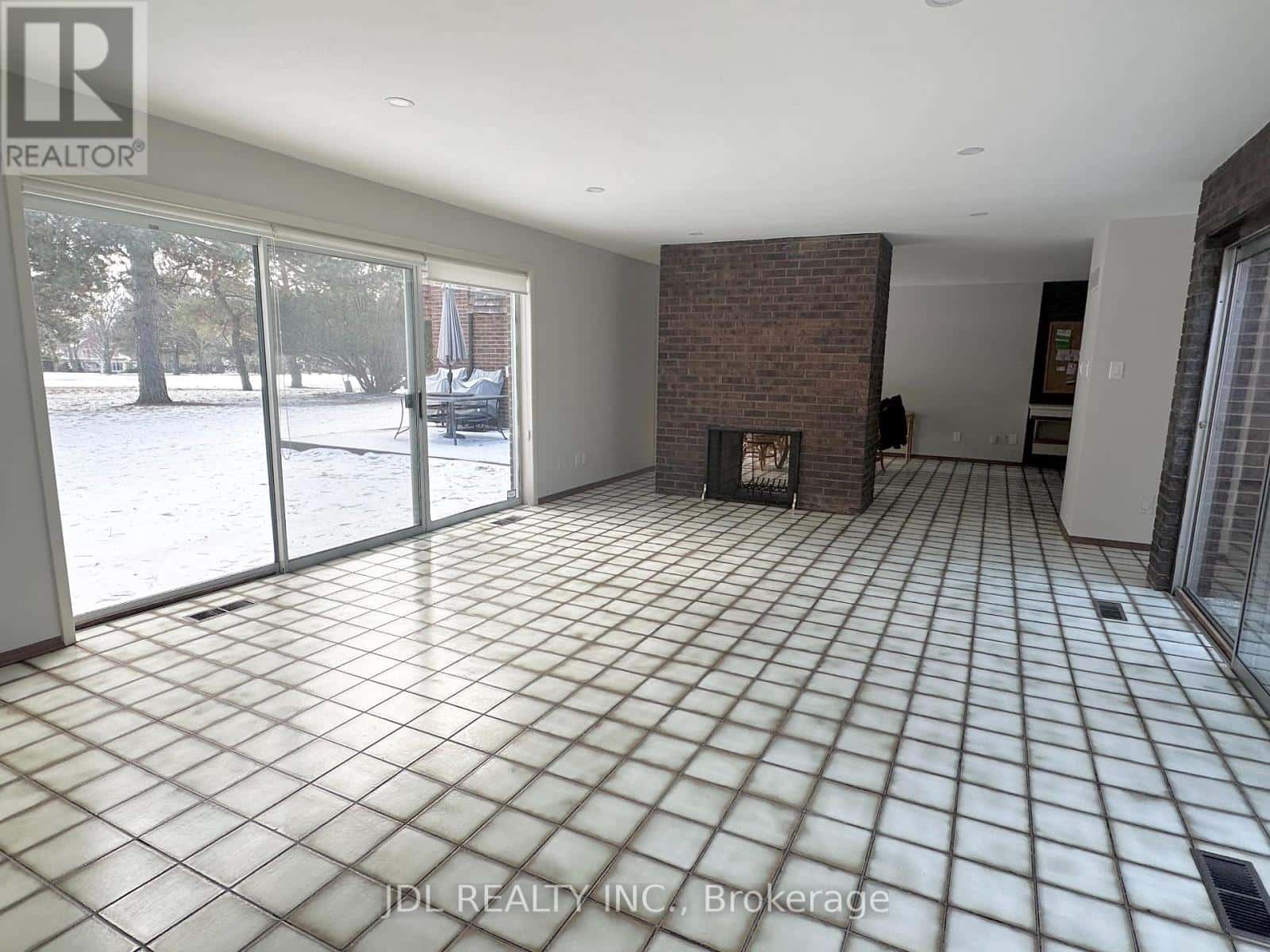 Markham (Bayview Fairway-Bayview Country Club Estates) — Markham (Bayview Fairway-Bayview Country Club Estates) - Photo 4 of 29