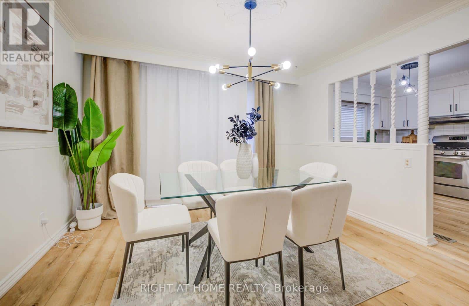 127 VINTAGE CRESCENT — Kitchener, Ontario - Photo 5 of 36