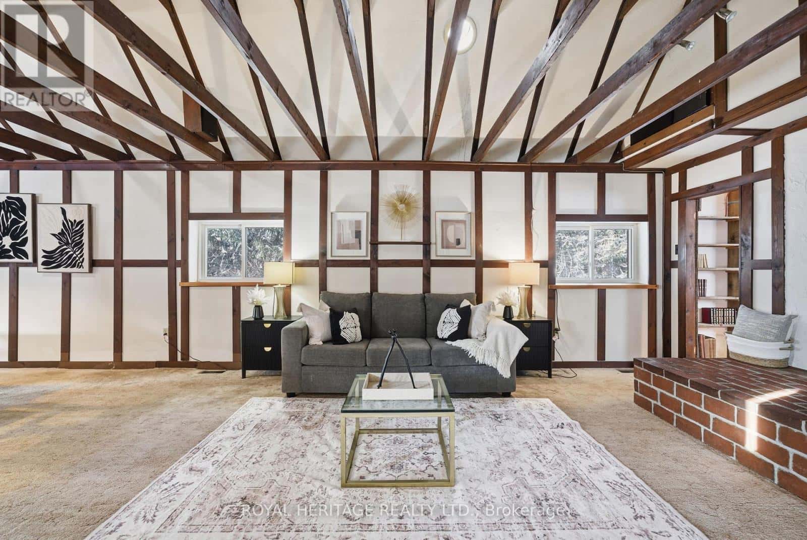 1385 RAGLAN ROAD E — Oshawa, Ontario - Photo 5 of 46