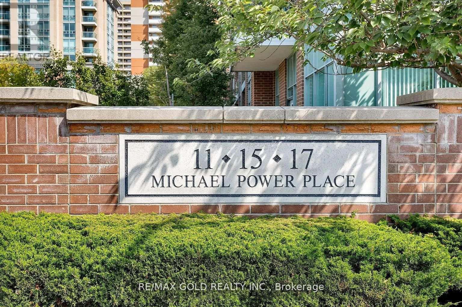 211 - 17 MICHAEL POWER PLACE — Toronto (Islington-City Centre West), Ontario - Photo 3 of 47