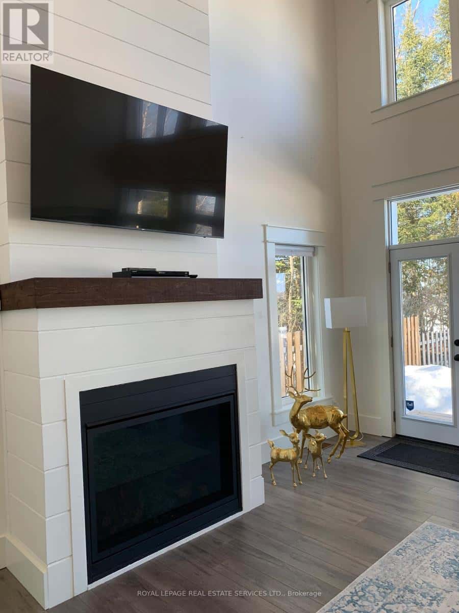 4 CRESCENT ROAD — Strong, Ontario - Photo 4 of 86